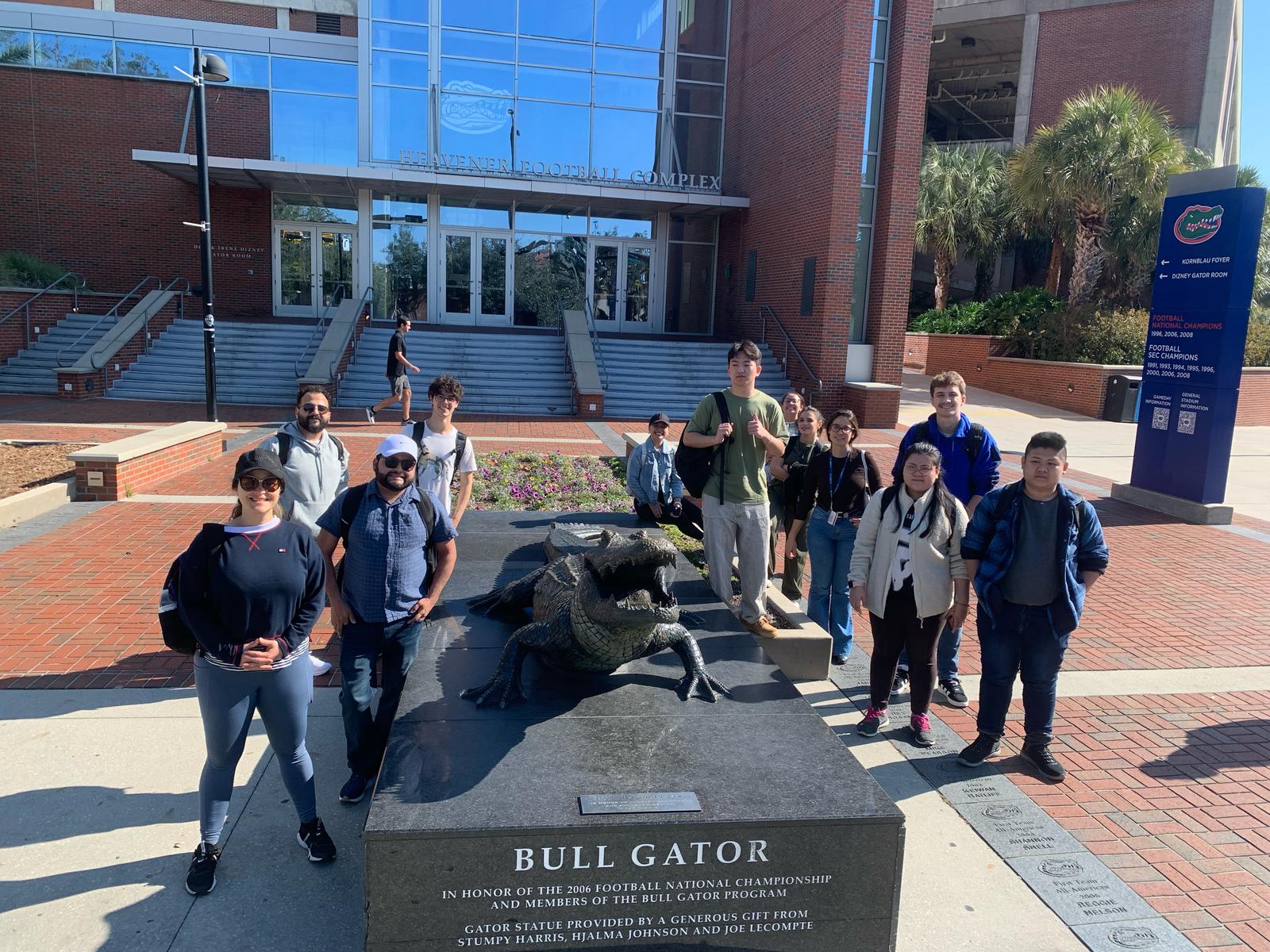 New students at the Bull Gator statue